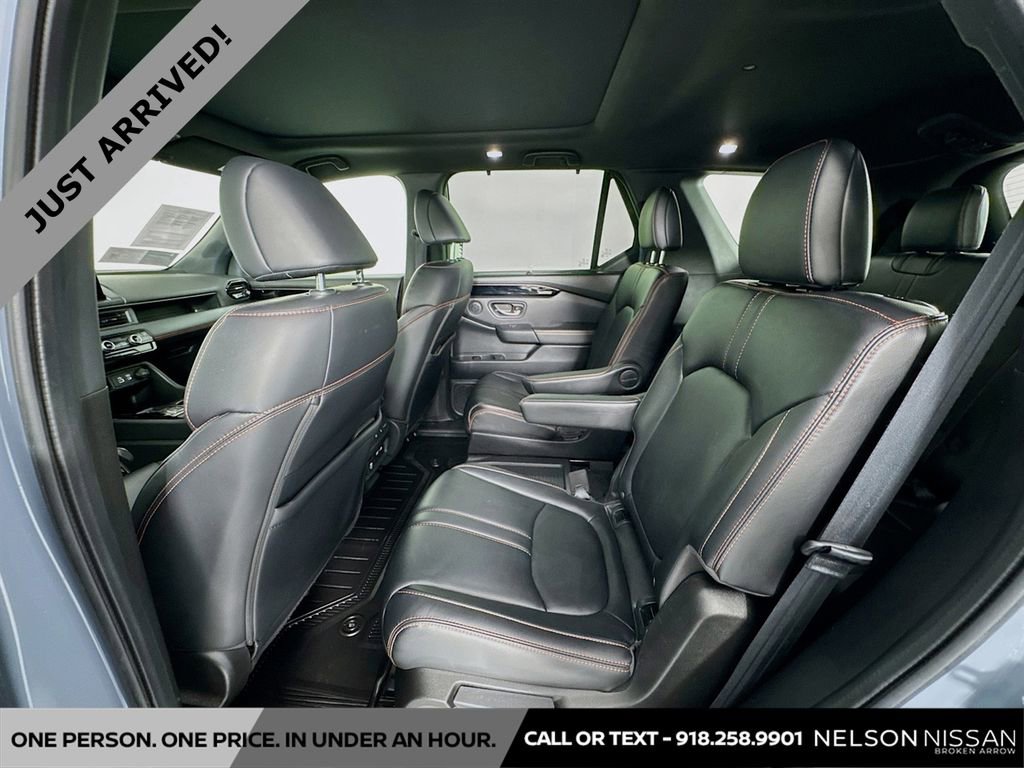 Used 2023 Honda Pilot TrailSport image 24