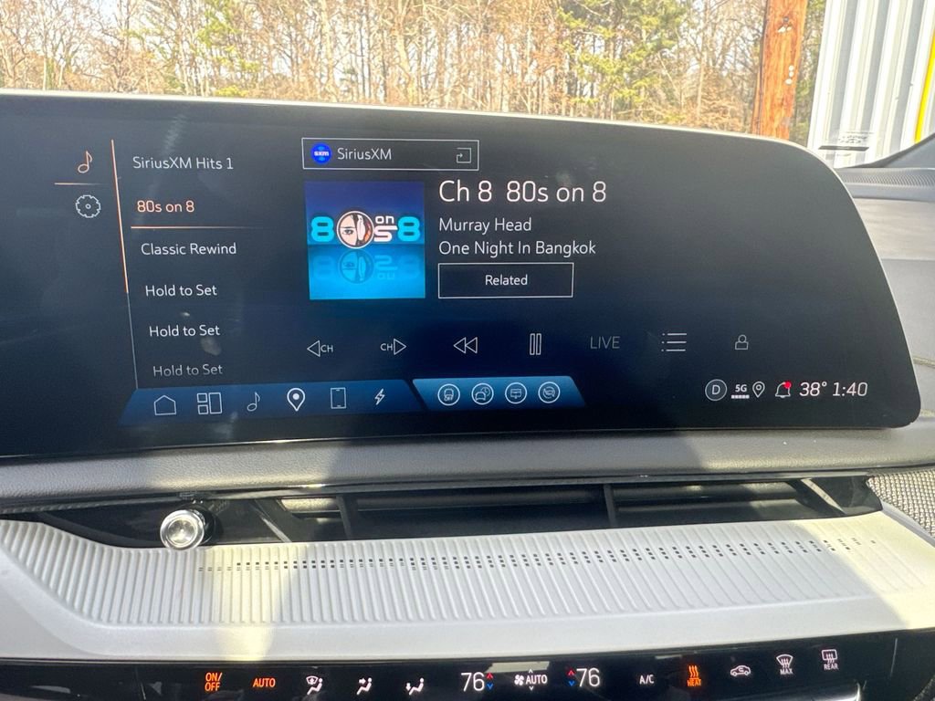 Used 2025 Cadillac Optiq Sport 2 image 22