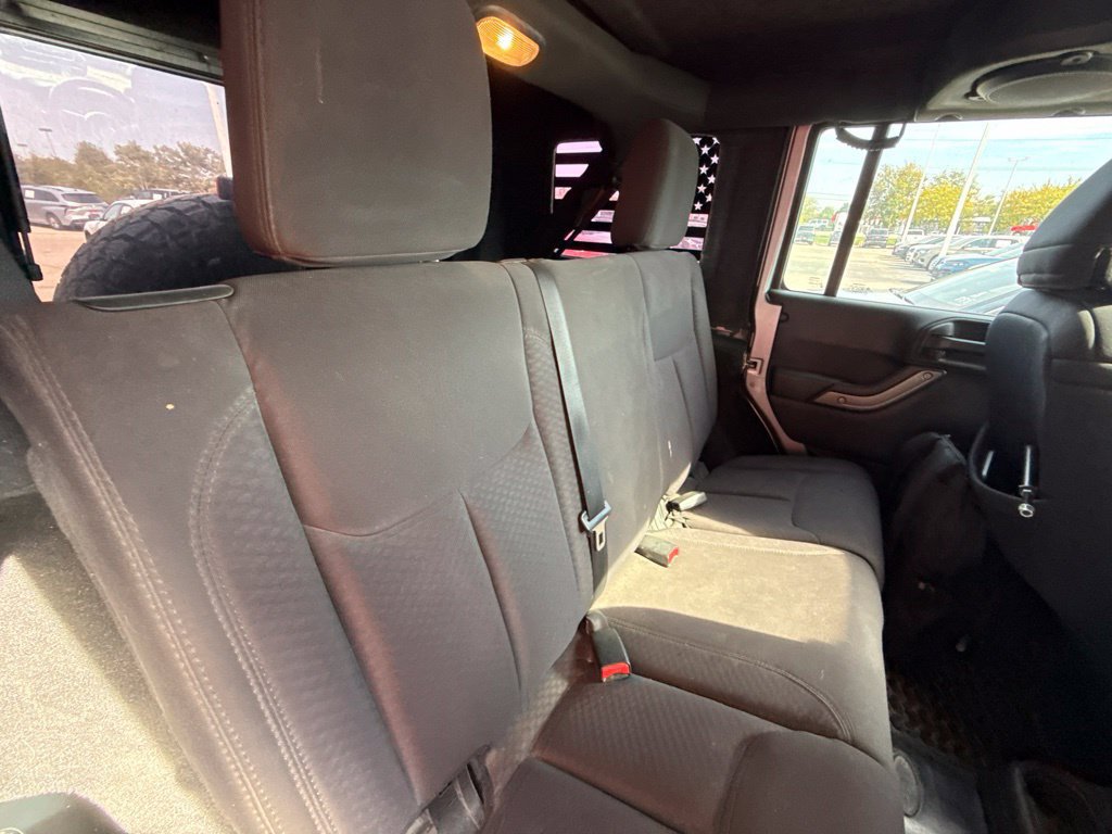 Used 2014 Jeep Wrangler Unlimited Sport w/ Quick Order Package 24S AWD/4WD image 15