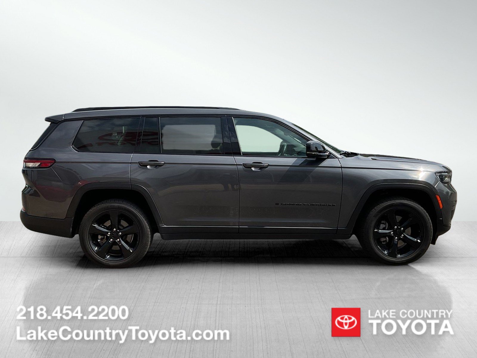 Used 2021 Jeep Grand Cherokee L Laredo AWD/4WD image 6