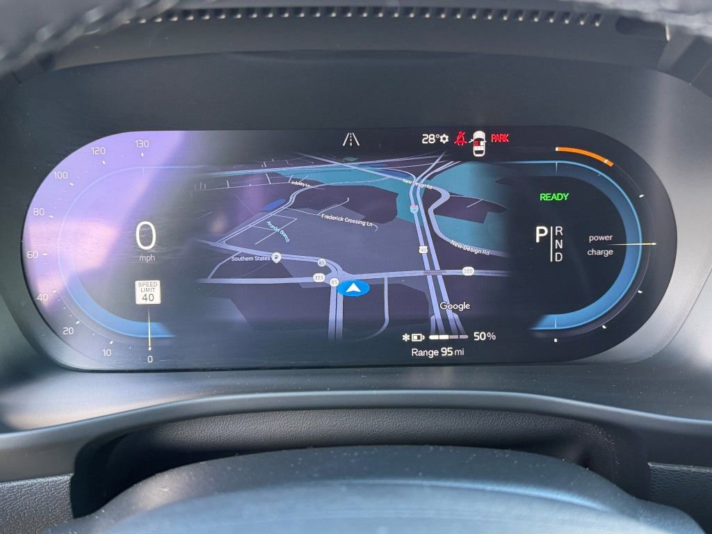 Used 2023 Volvo XC40 Recharge Ultimate image 31