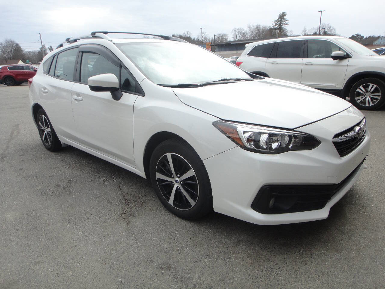 Used 2021 Subaru Impreza 2.0i Premium image 3