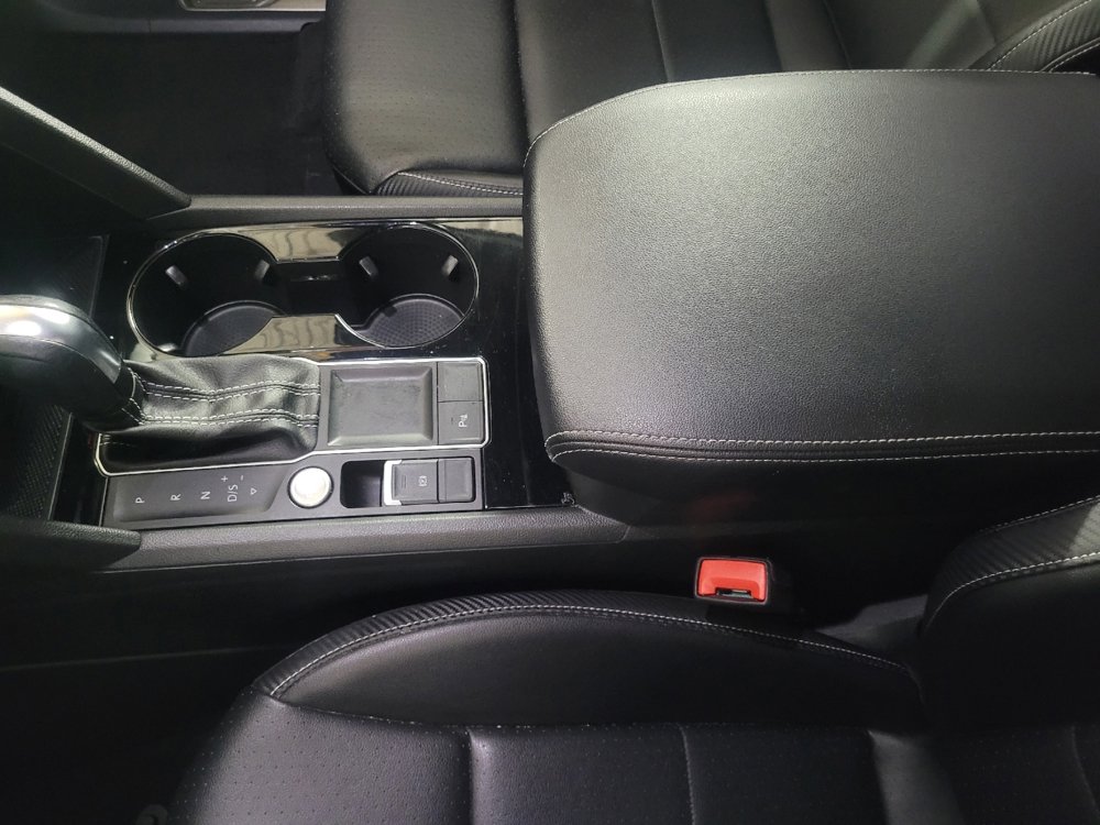 Used 2021 Volkswagen Atlas Cross Sport SEL image 26