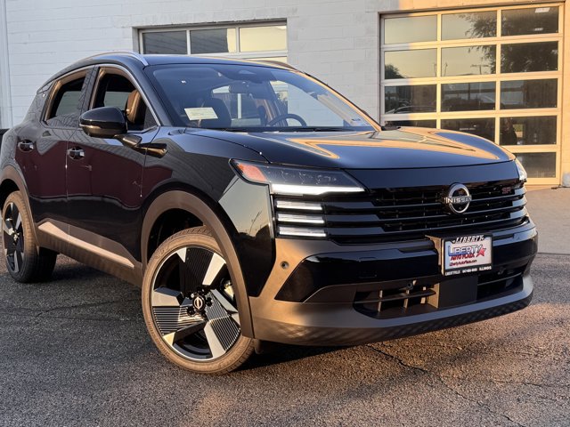 New 2025 Nissan Kicks SR w/ SR Premium Package image 31