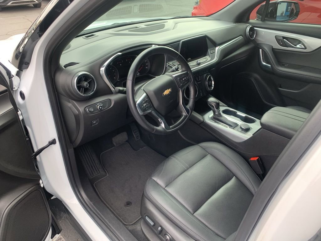Used 2022 Chevrolet Blazer LT w/ Redline Edition AWD/4WD image 11