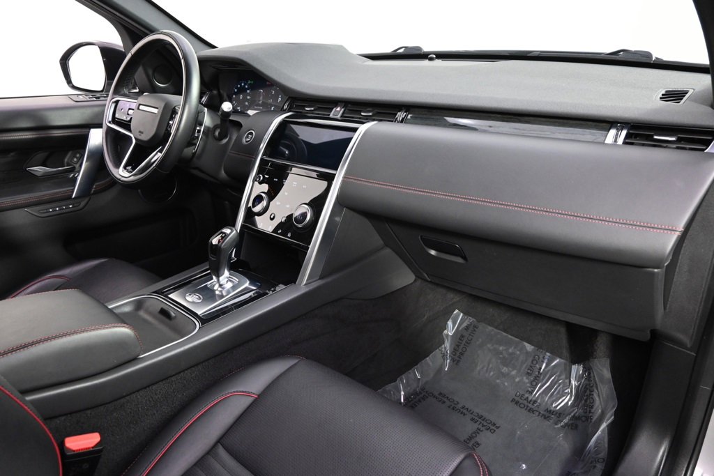 Used 2021 Land Rover Discovery Sport SE R-Dynamic image 15