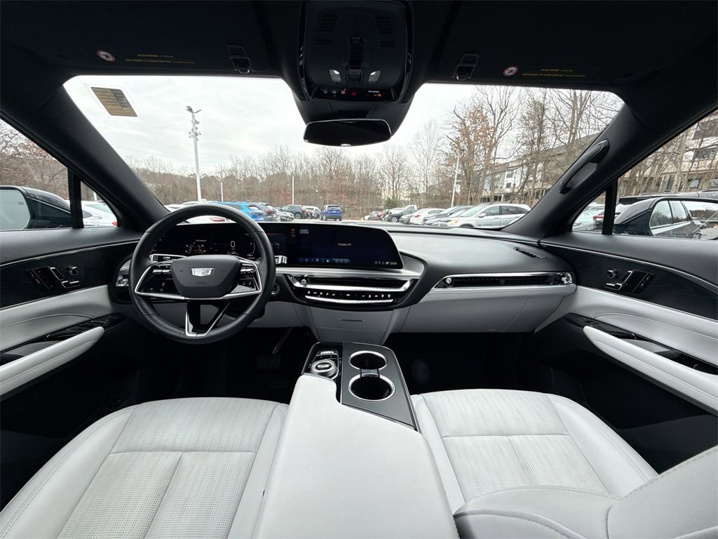 Used 2024 Cadillac Lyriq Luxury image 23