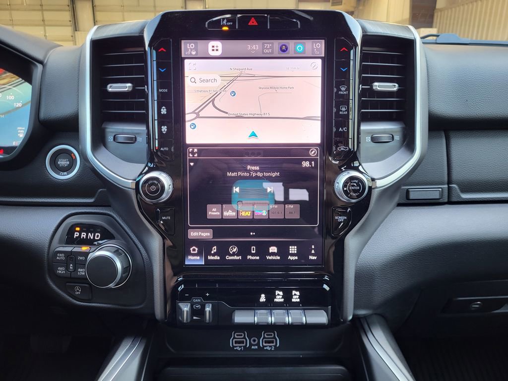 New 2026 RAM 1500 4x4 Crew Cab image 22