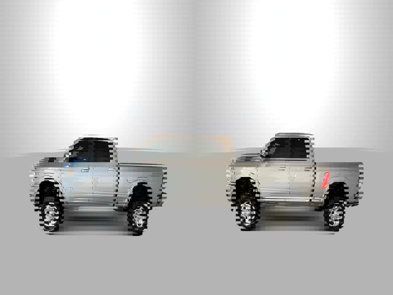 Used 2020 RAM 2500 Laramie image 5