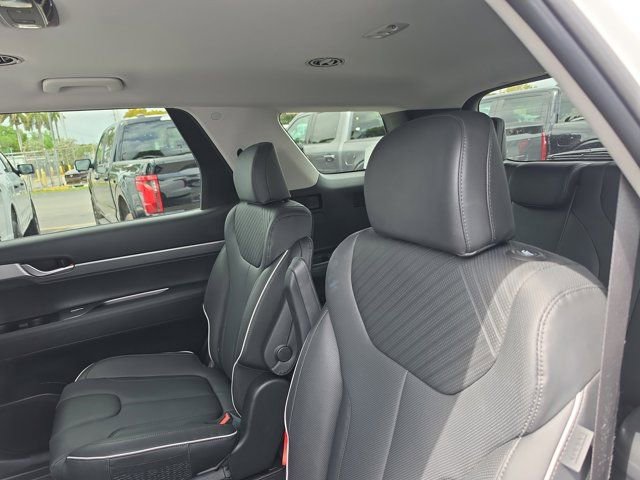 Used 2025 Hyundai Palisade SEL image 14