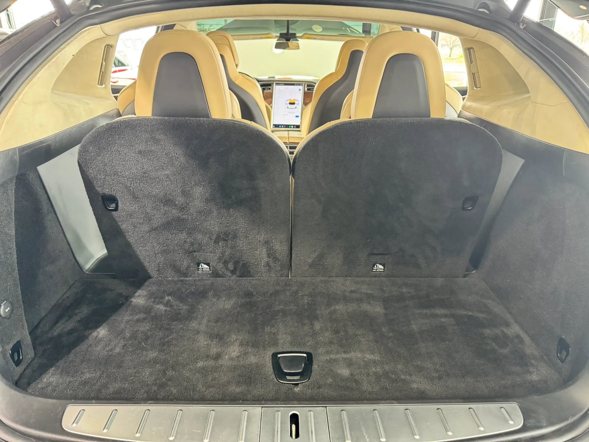 Used 2017 Tesla Model X 100D image 30