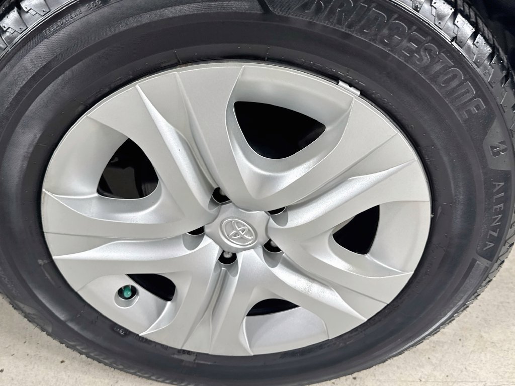 Used 2013 Toyota RAV4 LE FWD image 35
