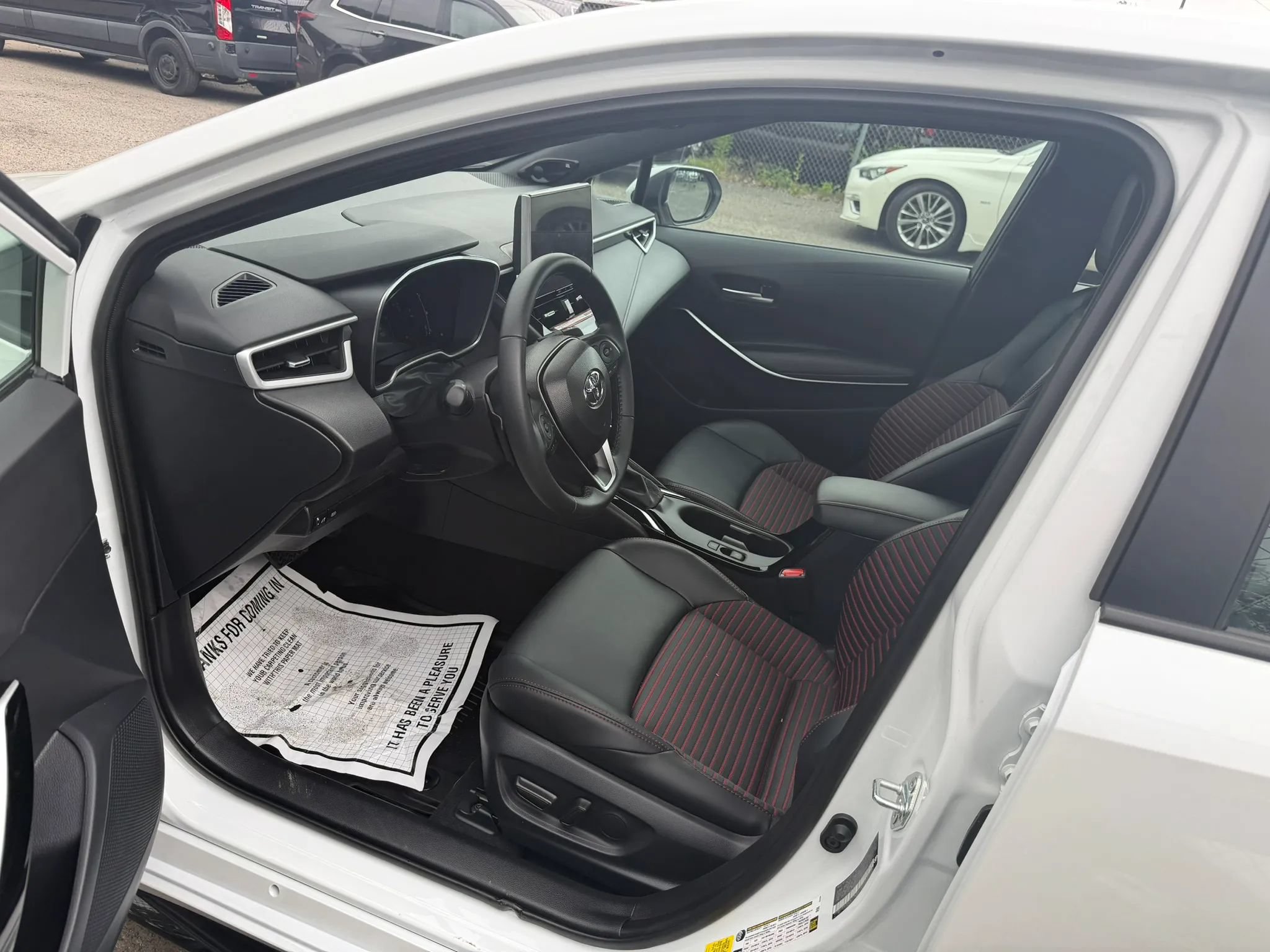 Used 2025 Toyota Corolla XSE FWD image 23