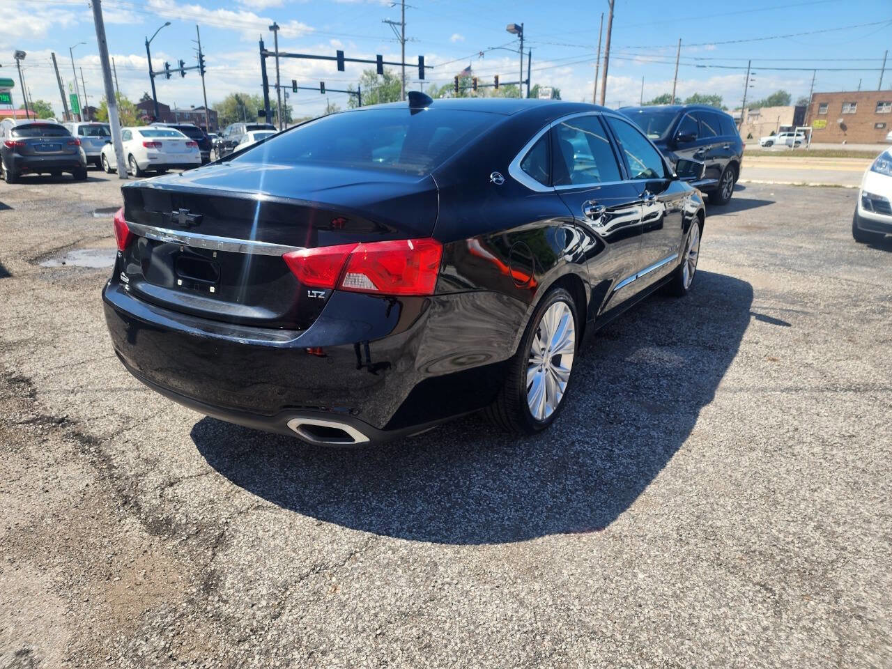 Used 2016 Chevrolet Impala LTZ w/ Enhanced Convenience Package FWD image 10