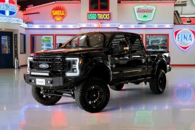 Used 2021 Ford F250 Lariat w/ Lariat Ultimate Package AWD/4WD image 2