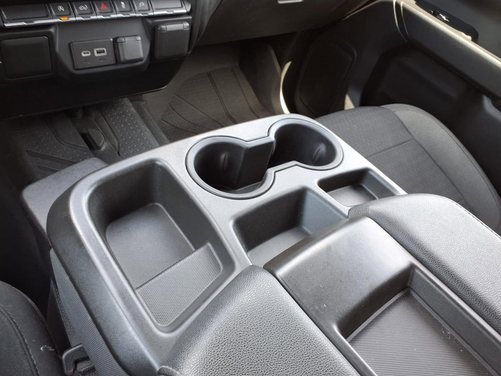 Used 2022 Chevrolet Silverado 1500 Custom w/ Safety Confidence Package AWD/4WD image 25