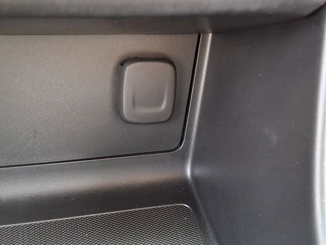 Used 2022 GMC Canyon Denali image 26