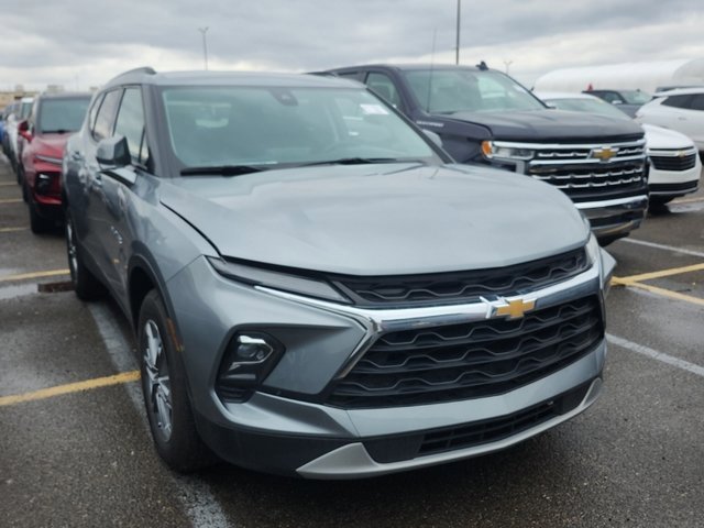 Used 2024 Chevrolet Blazer LT image 4
