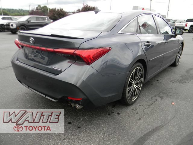 Used 2019 Toyota Avalon Touring w/ All Weather Liner Package FWD image 2