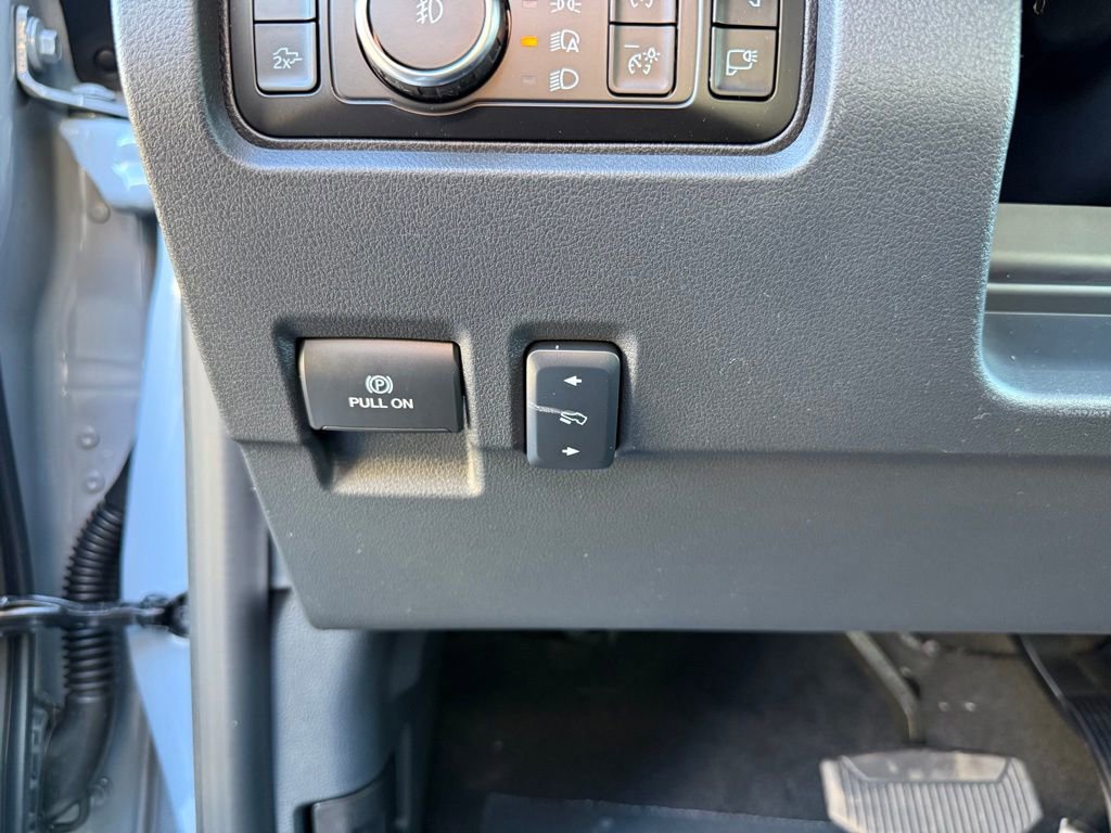 New 2026 Ford F250 Lariat w/ Black Appearance Package image 8