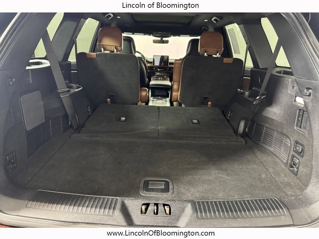 Used 2020 Lincoln Aviator Reserve w/ Equipment Group 202A AWD/4WD image 16