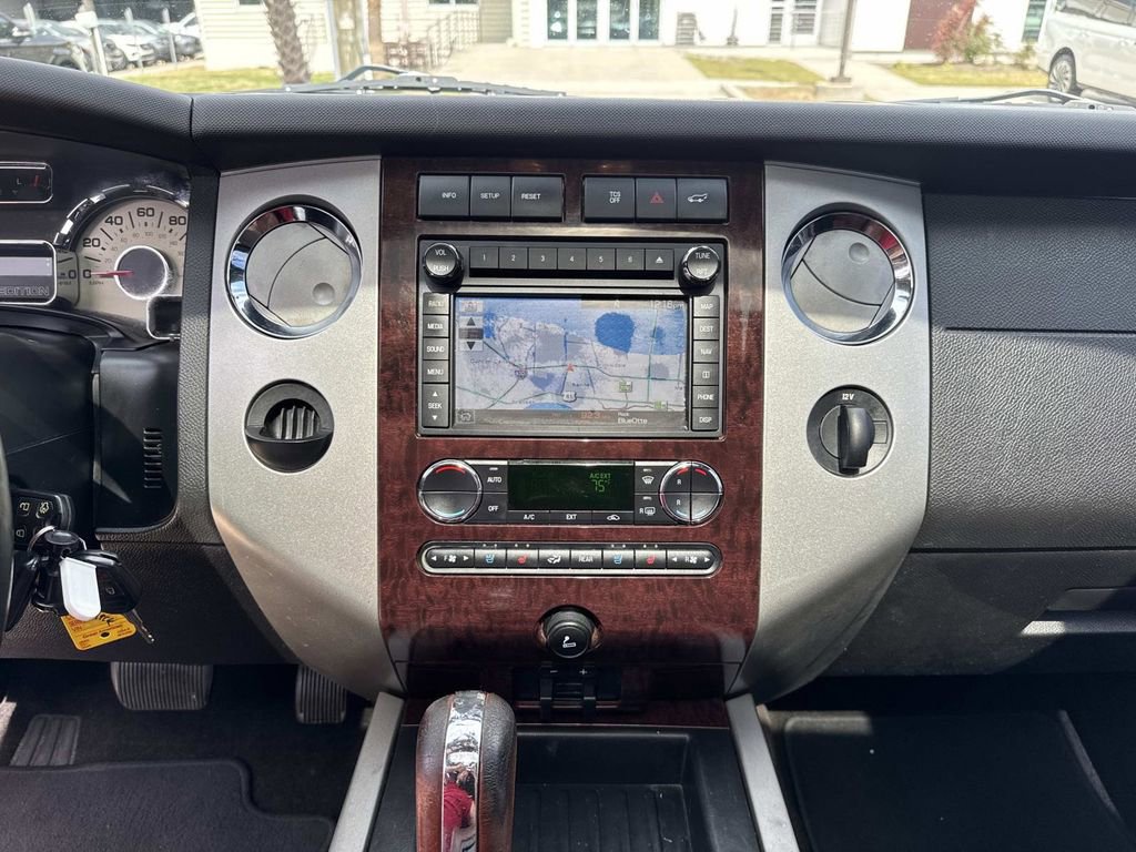 Used 2014 Ford Expedition EL King Ranch RWD image 26