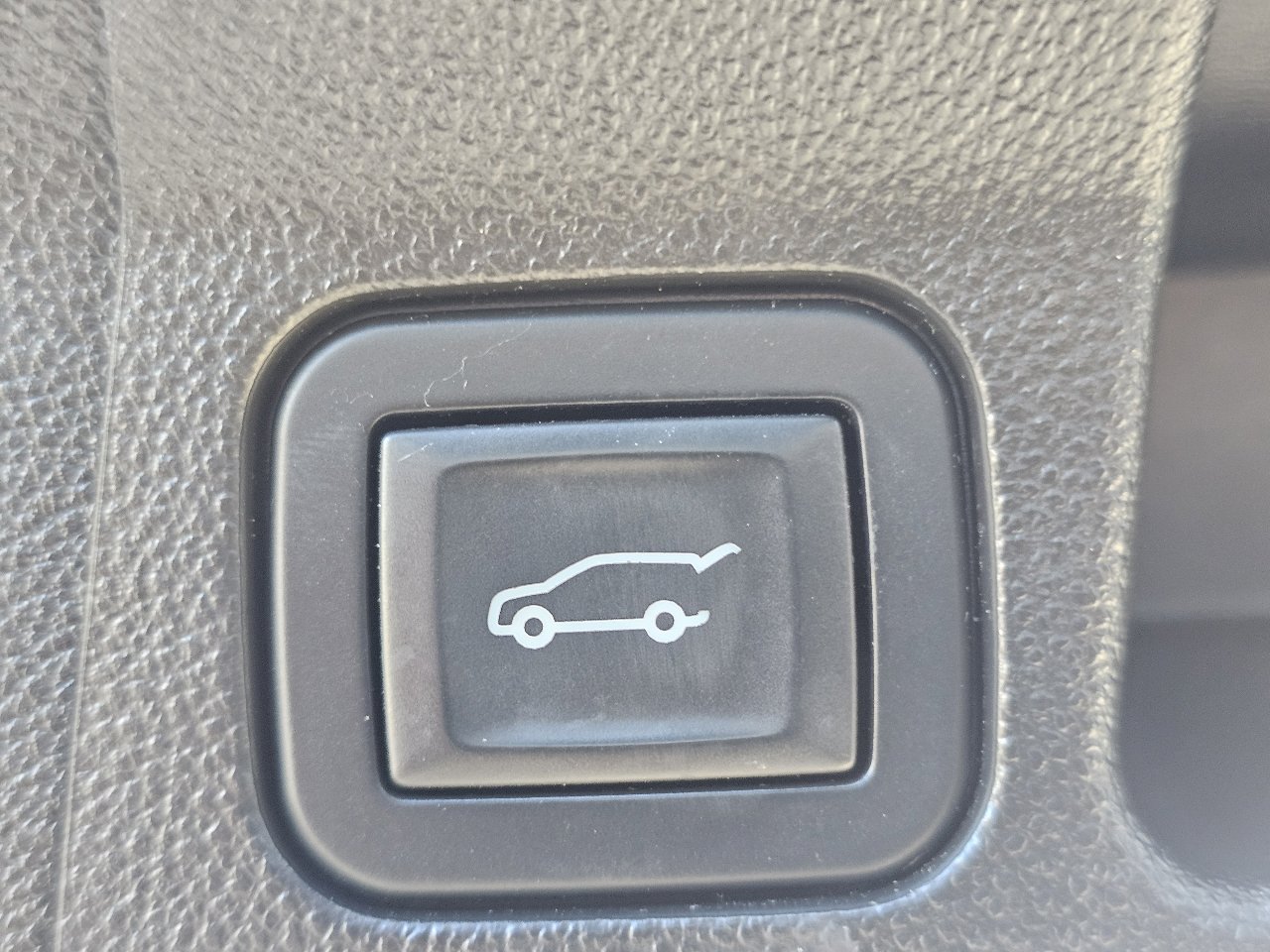 Used 2019 GMC Acadia SLT image 15