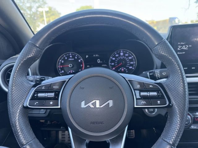 Used 2023 Kia Forte GT-Line w/ GT-Line Technology Package FWD image 9
