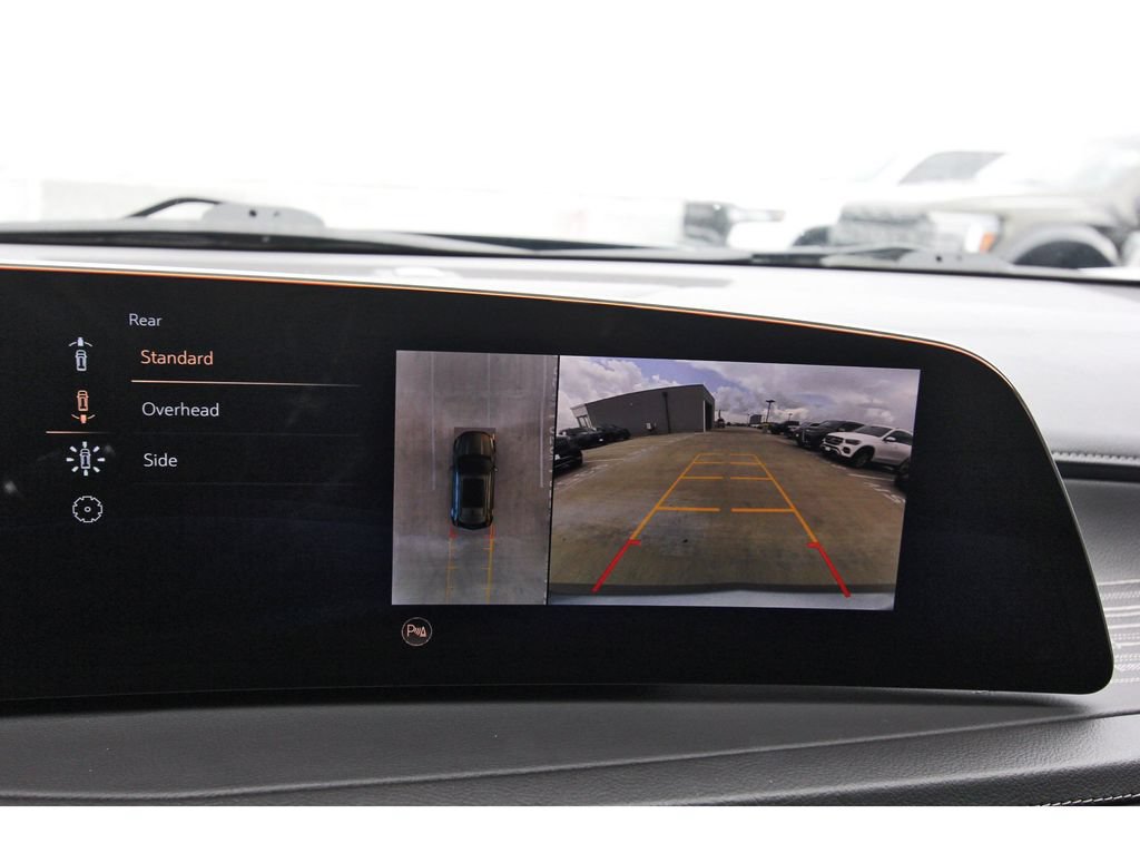 Used 2025 Cadillac XT4 Premium Luxury FWD image 21