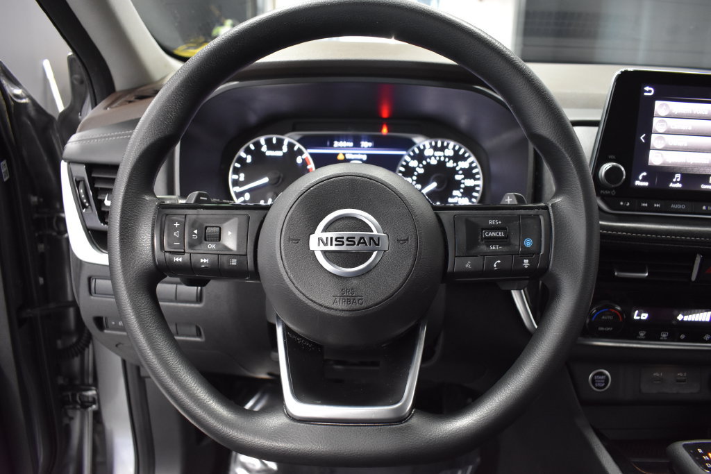 Used 2021 Nissan Rogue SV AWD/4WD image 27
