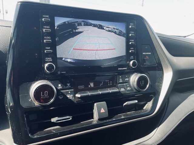 Used 2022 Toyota Highlander L image 14