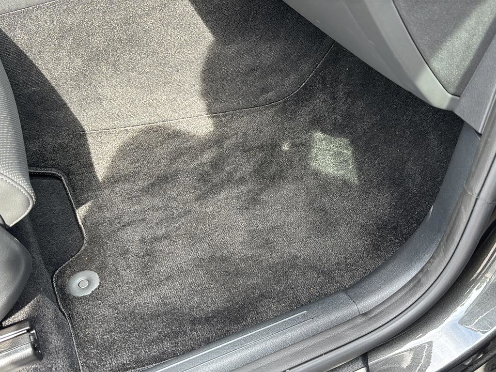 Certified 2026 Genesis GV70 2.5T image 35