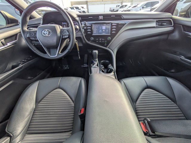 Used 2019 Toyota Camry L image 12