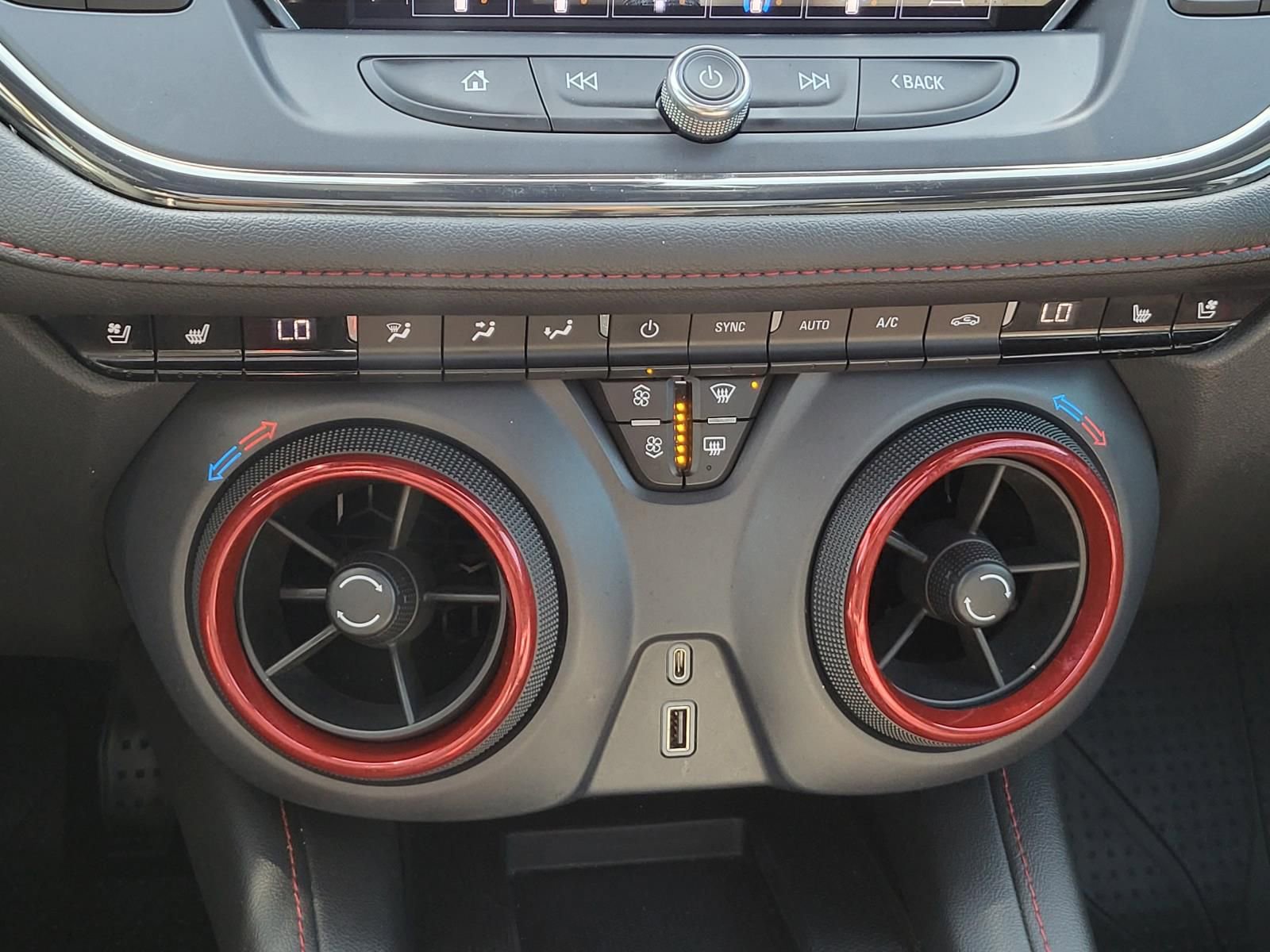 Used 2020 Chevrolet Blazer RS image 24