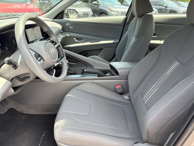 Used 2024 Hyundai Elantra SEL FWD image 18