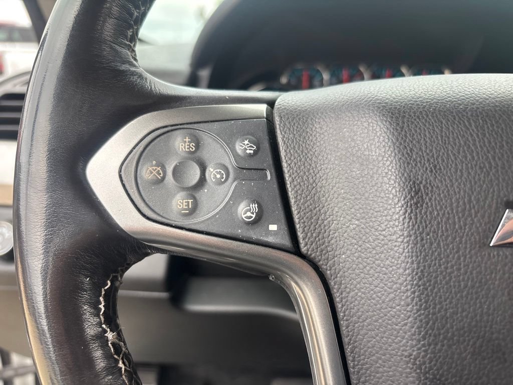 Used 2018 Chevrolet Suburban Premier AWD/4WD image 14