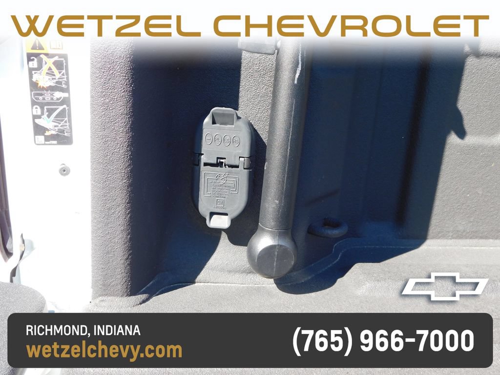 Used 2025 GMC Sierra 2500 SLT AWD/4WD image 10