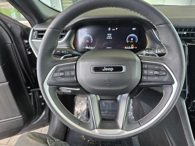 Used 2025 Jeep Grand Cherokee Laredo X w/ Luxury Tech Group I AWD/4WD image 25