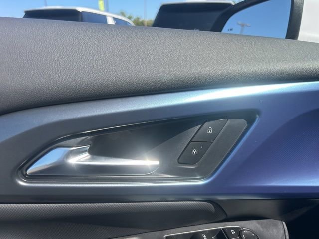 New 2026 Chevrolet Equinox EV LT image 12