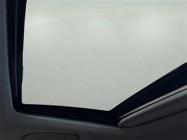 Used 2022 Toyota Corolla Cross XLE image 14