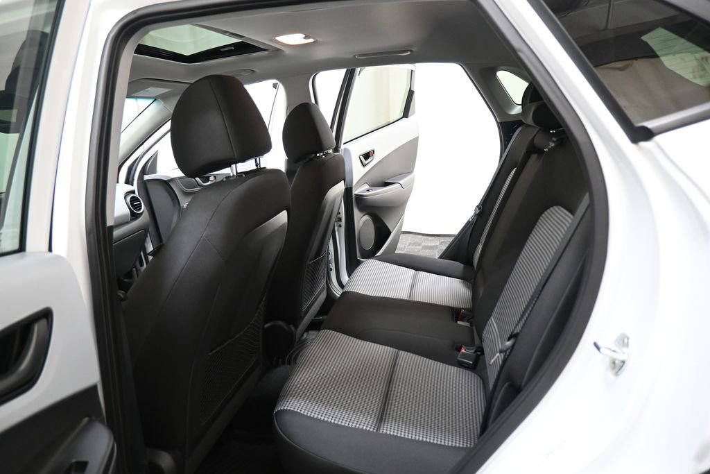 Used 2020 Hyundai Kona SEL Plus AWD/4WD image 12