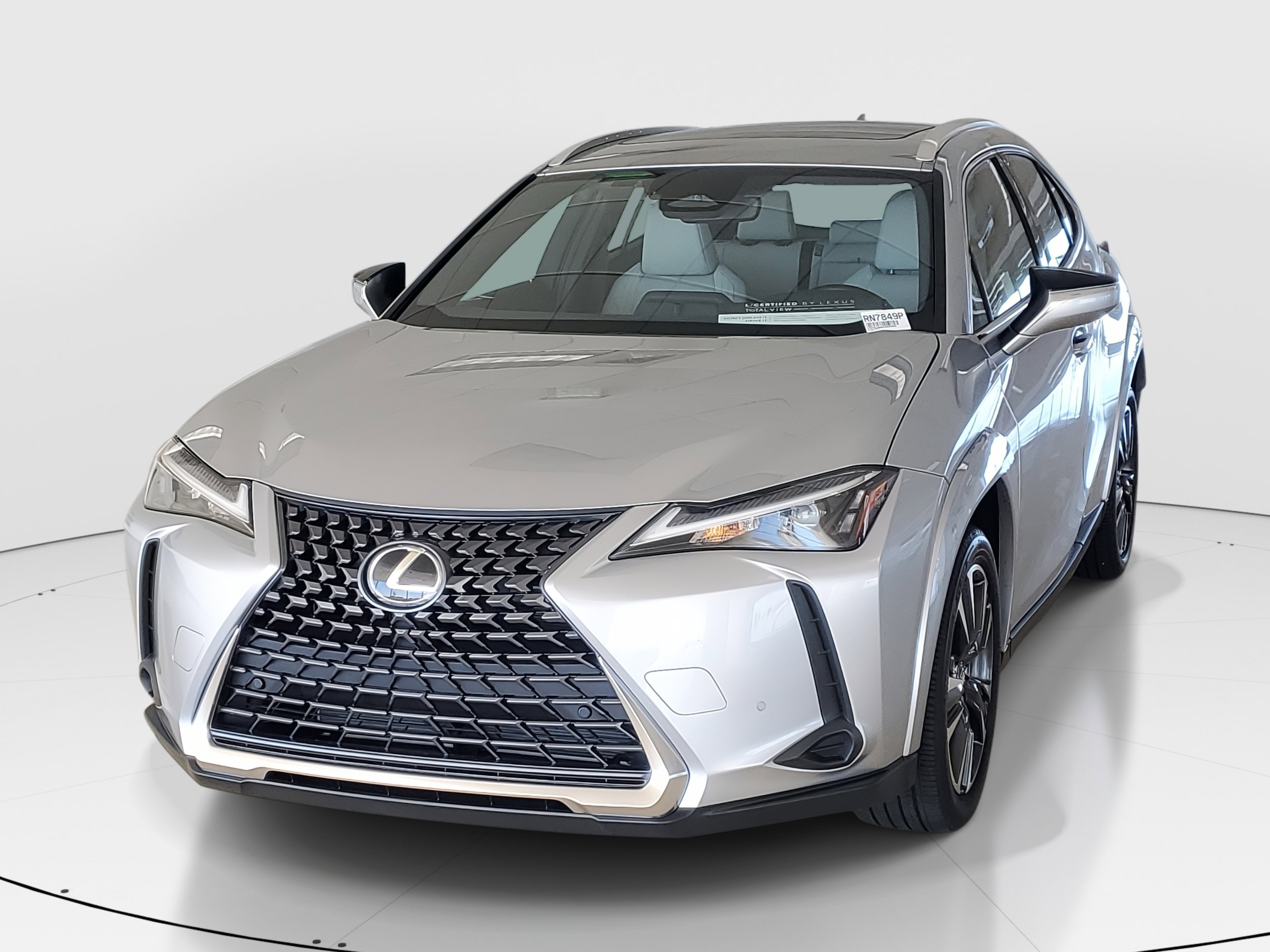 Used 2025 Lexus UX 300h UX 300h F SPORT Design w/ Accessory Package (Z1) image 5