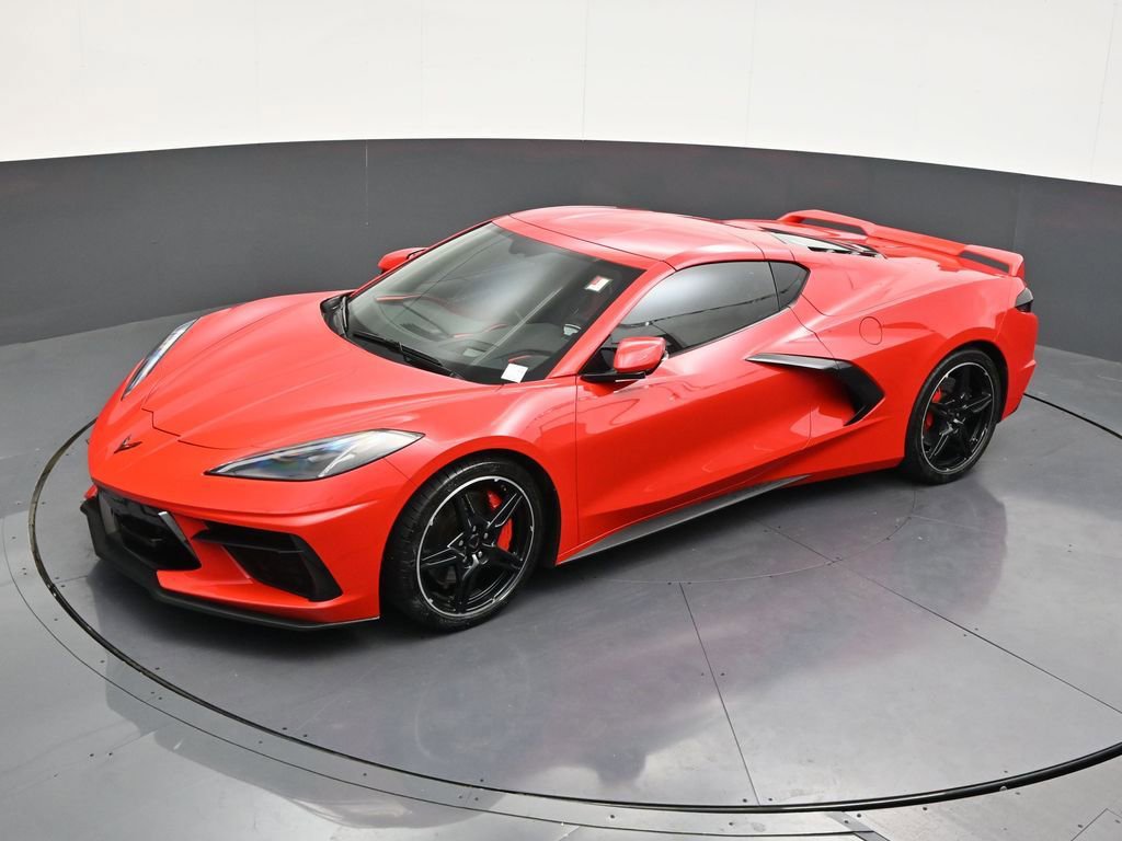 Used 2021 Chevrolet Corvette Stingray Premium Cpe w/ Z51 Performance Package RWD image 14