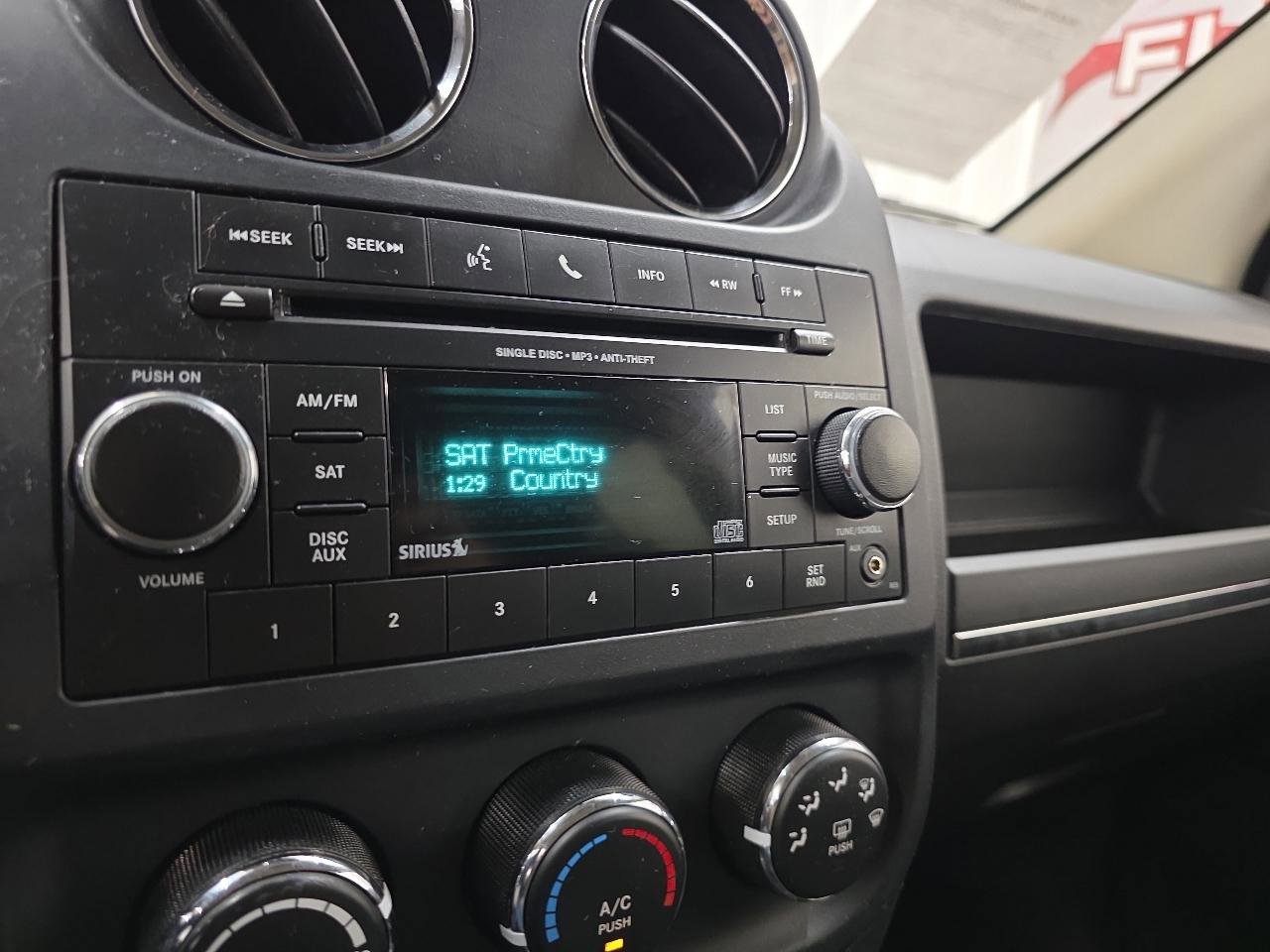 Used 2013 Jeep Compass Sport image 38