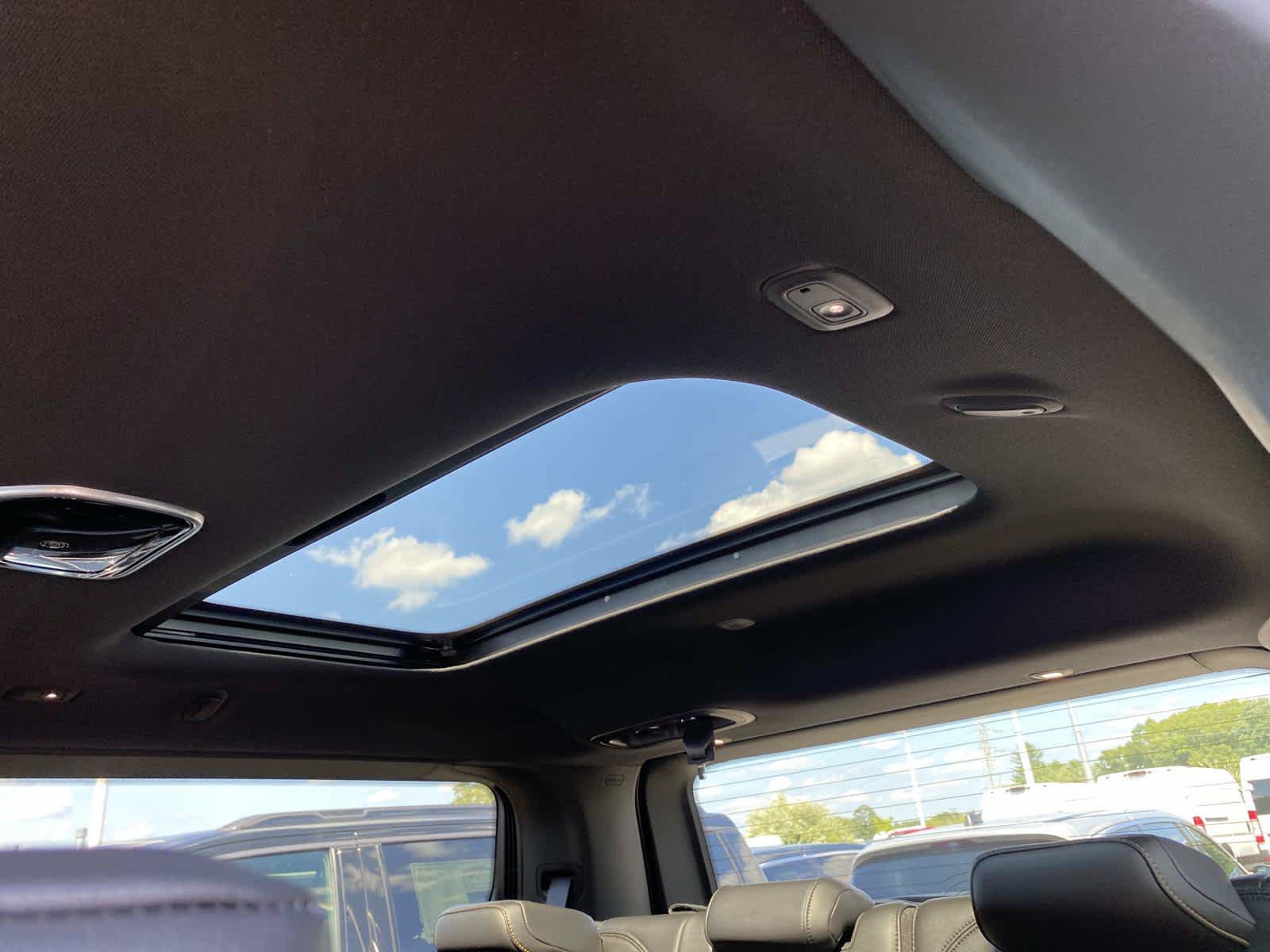 New 2026 Jeep Grand Wagoneer 4WD image 9