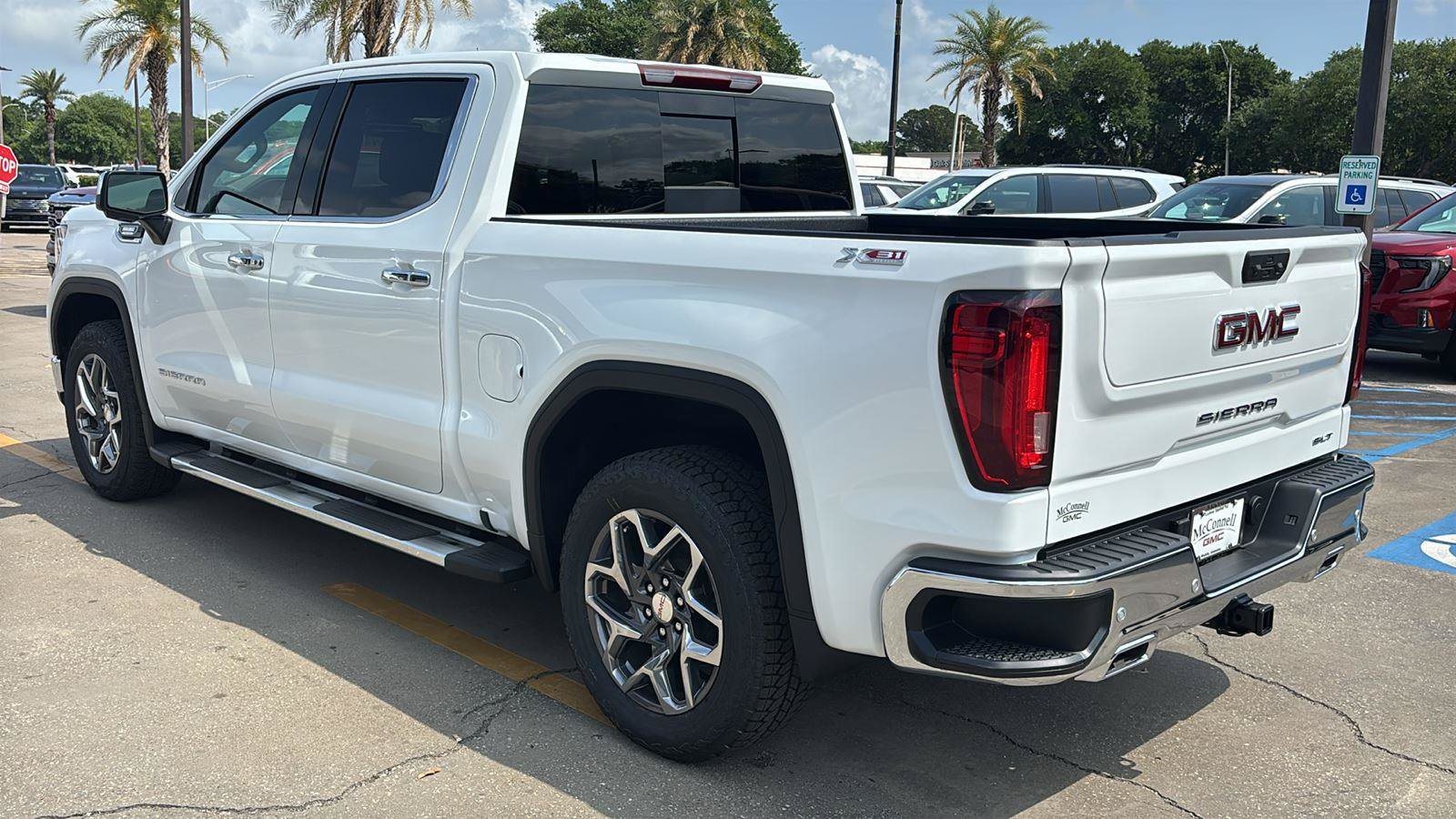 New 2026 GMC Sierra 1500 SLT w/ SLT Premium Plus Package AWD/4WD image 5
