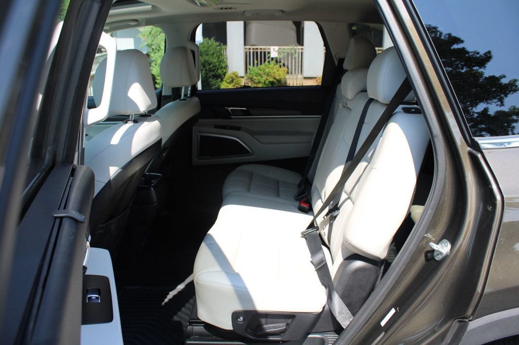 Used 2022 Kia Telluride EX FWD image 36
