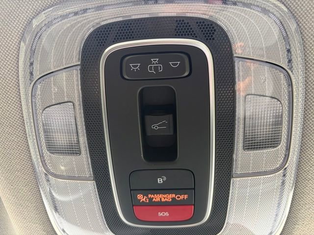 Used 2025 Hyundai Elantra Limited w/ Cargo Package image 12