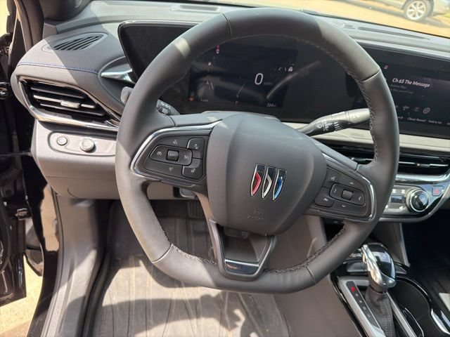 Used 2026 Buick Envista Sport Touring w/ Convenience I Package FWD image 11