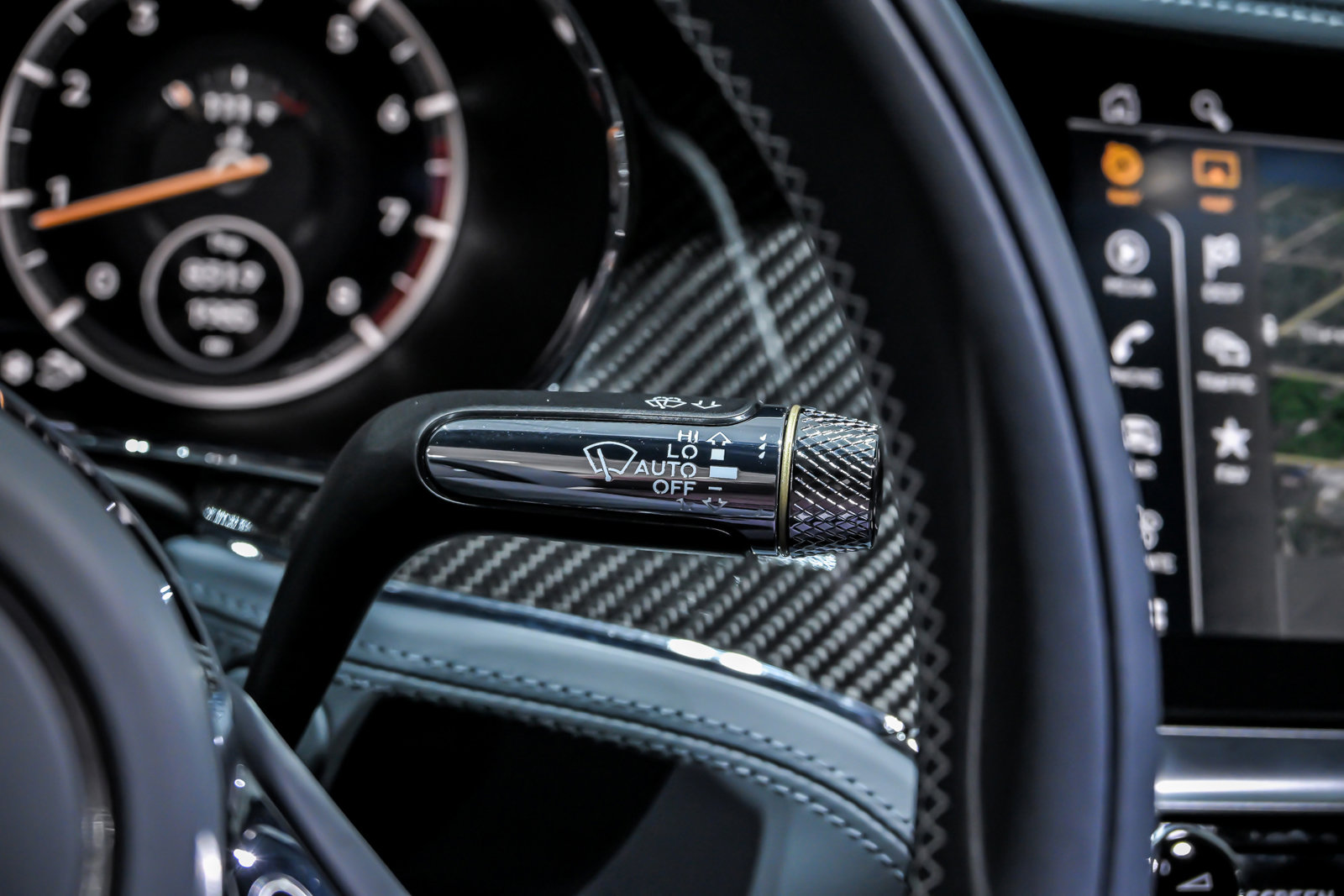 Used 2024 Bentley Continental GT image 39